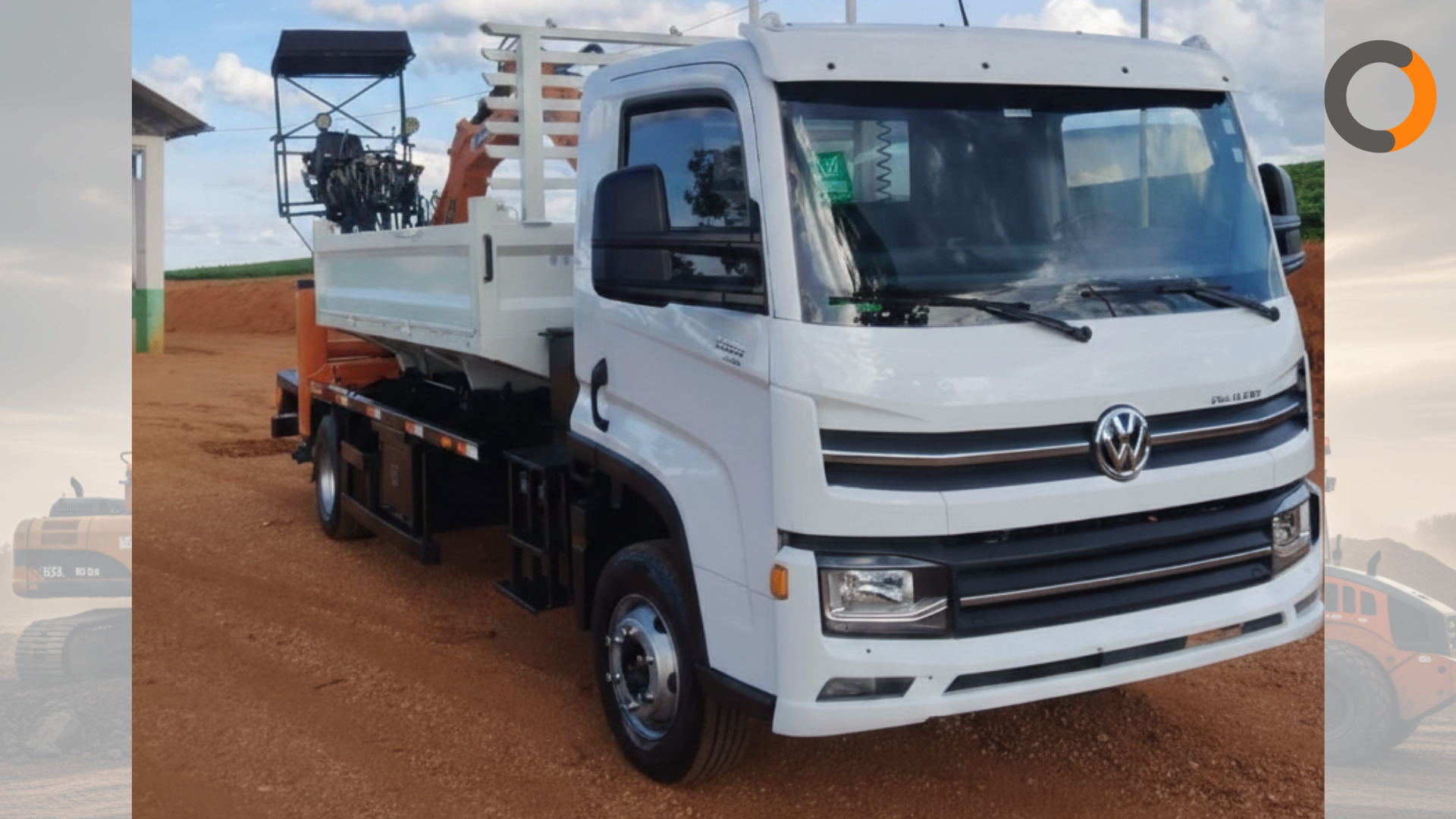 Caminhão com Valetadeira - máquina pesada